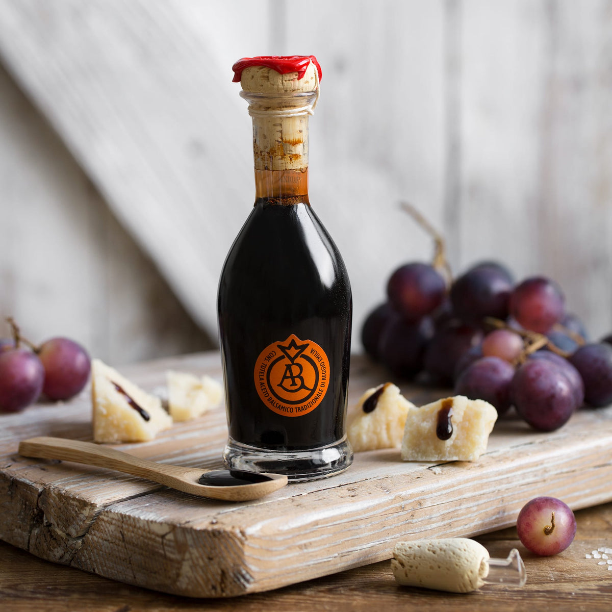 Vinaigre Balsamique Traditionnel de Reggio Emilia AOP Étiquette Homard, Argent et Or