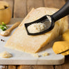 Récipient pour le Fromage et Râpe à Cuillère