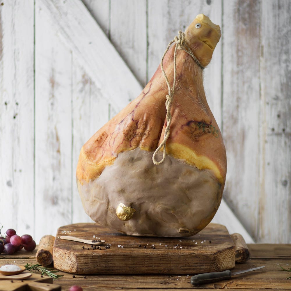 Jambon de Parme AOP avec os